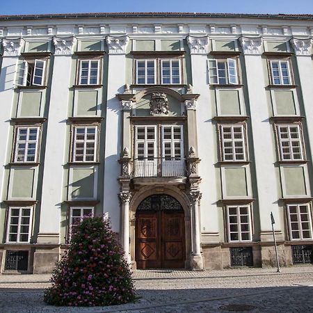 Althanský palác Znojmo Exterior foto